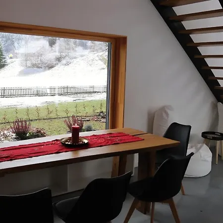 Pod Beskydem, Semesterbostad