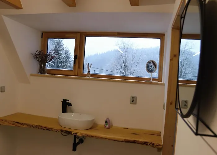 Pod Beskydem, Velké Karlovice